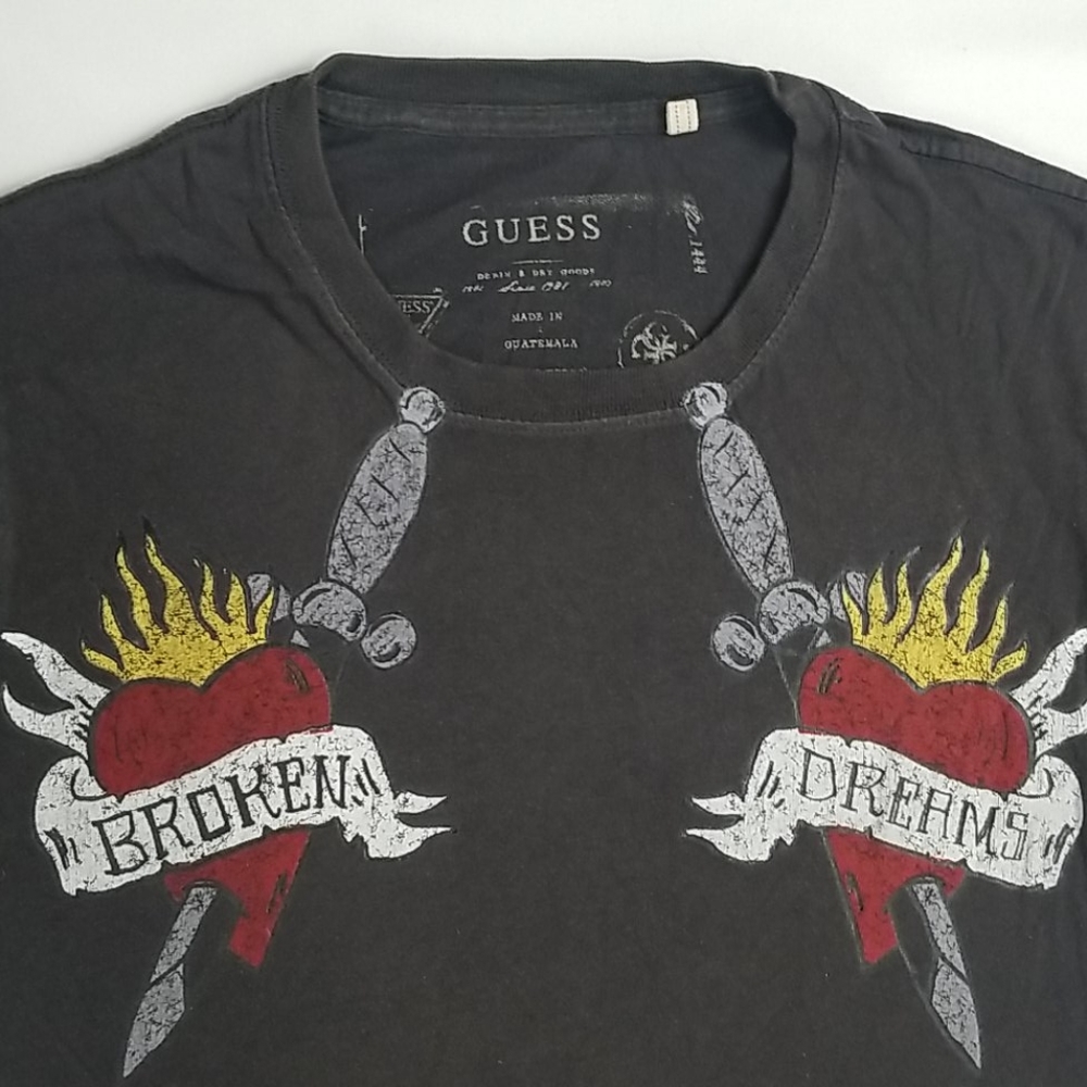 Guess Tee - Picture 2 of 3